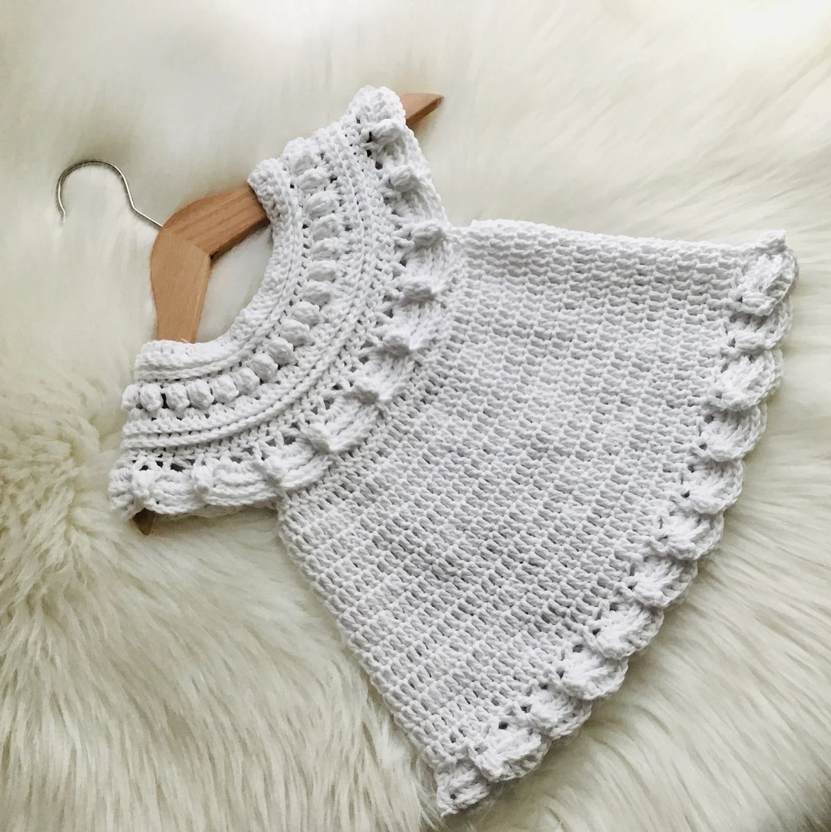 Moonpetal Baby-Kleid Häkelanleitung – PDF-Anleitung