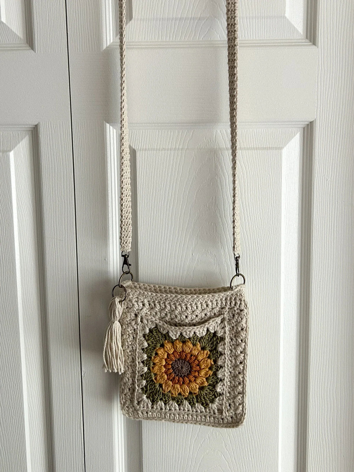 Sonnenblumen Granny Square Tasche – Digitale PDF-Häkelanleitung für Crossbody Bag